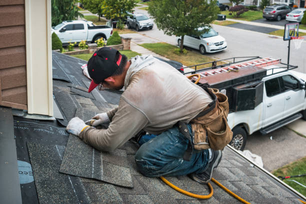 Professional Roofing technician working in Bancroft, WI